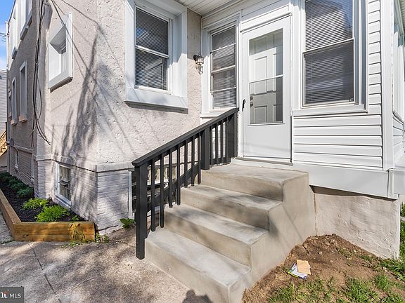 2nd image of 402 S Union Ave
