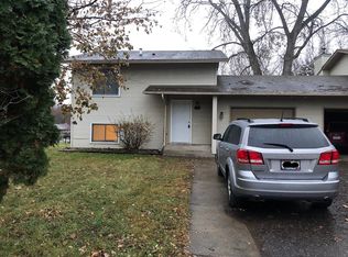 2091 County Road E W, Saint Paul, MN 55112