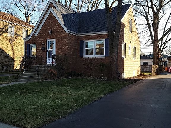 3rd image of 4825 W 96th Pl