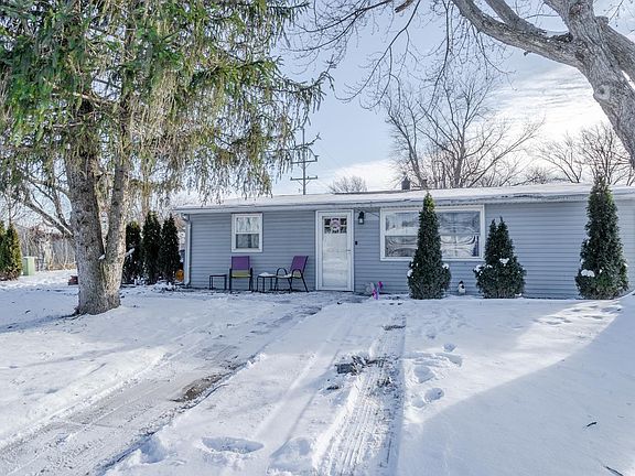 2nd image of 3605 Rosslyn Dr
