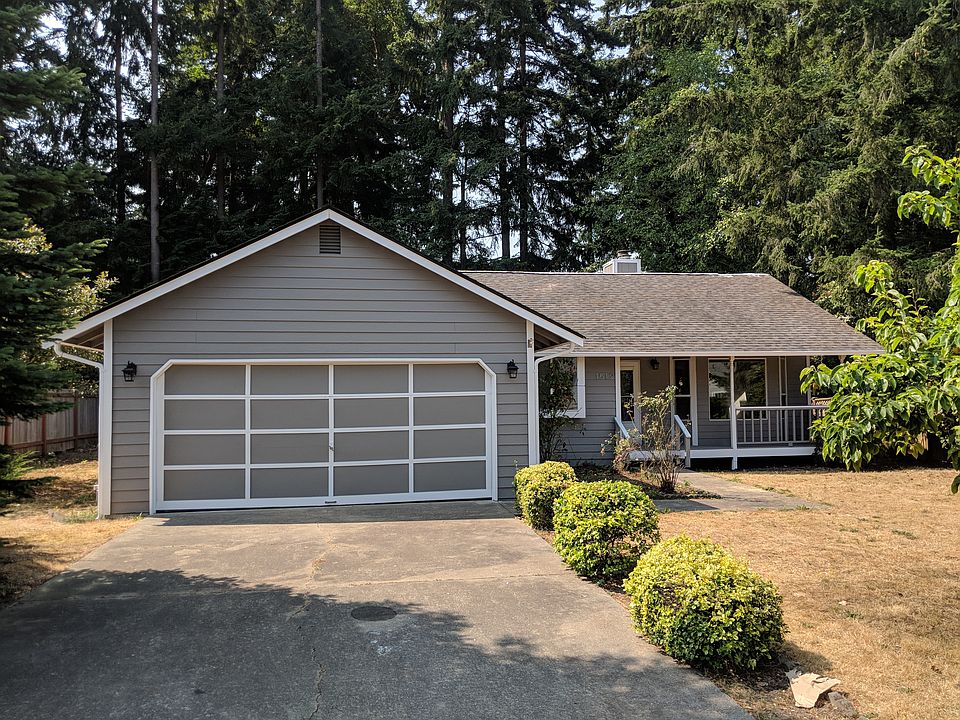 1st image of 1512 NW Lakehill Cir