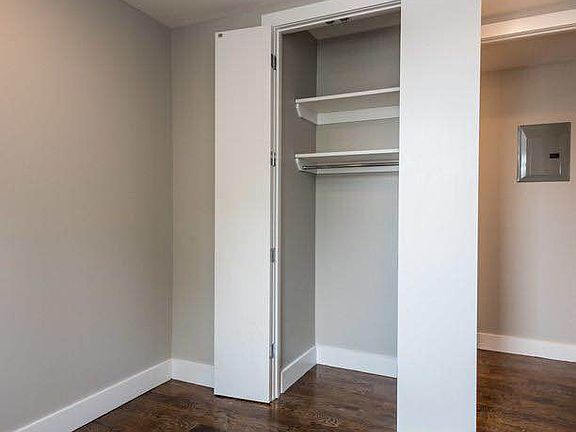 5th image of 370 E 23rd St #4P