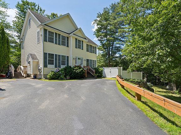 3rd image of 9 Perron Way