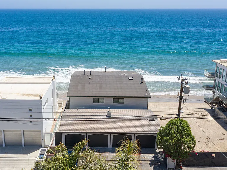 25218 Malibu Rd — Photo 9
