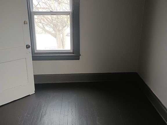 4th image of 2206 Denison Ave #6