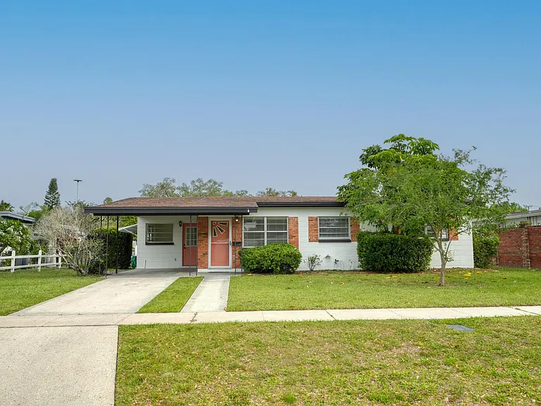 2513 Chapel Way #B — Photo 1
