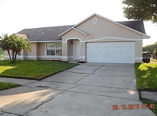 2711 Uxbridge Ln, Kissimmee, FL 34743