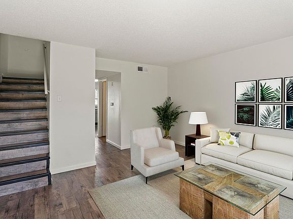 4th image of 11120 Graben Dr #2B-1Ba-1000Sqft