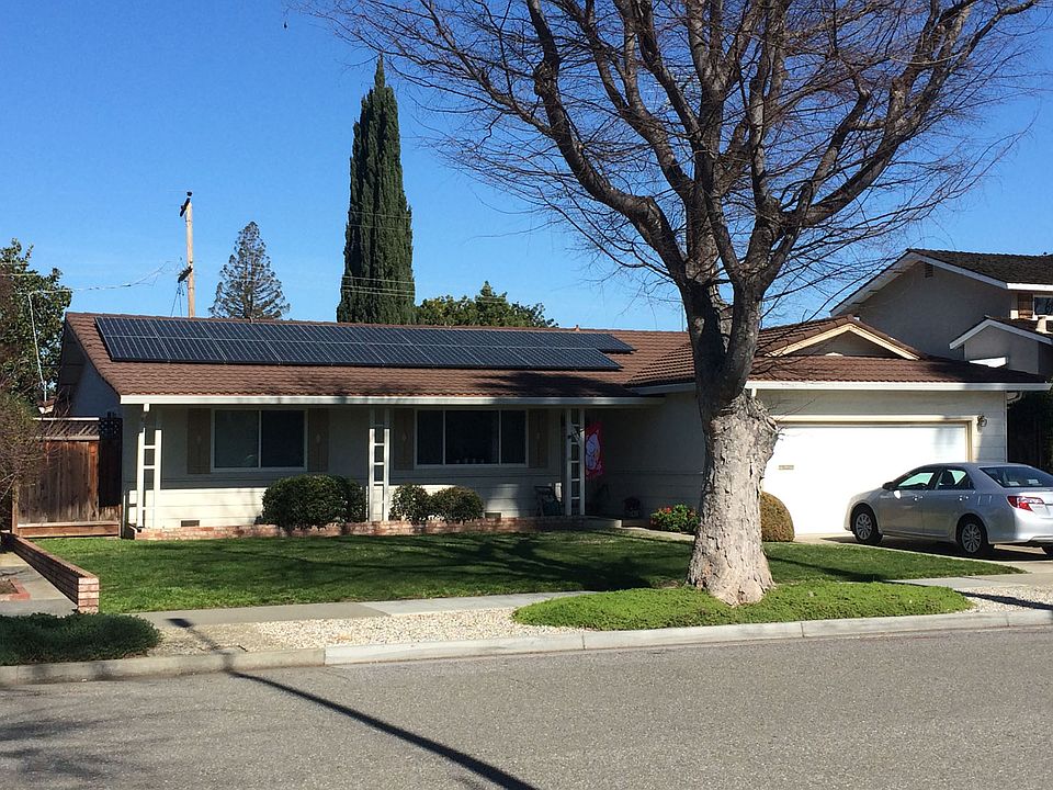 1st image of 3303 Lynn Oaks Dr