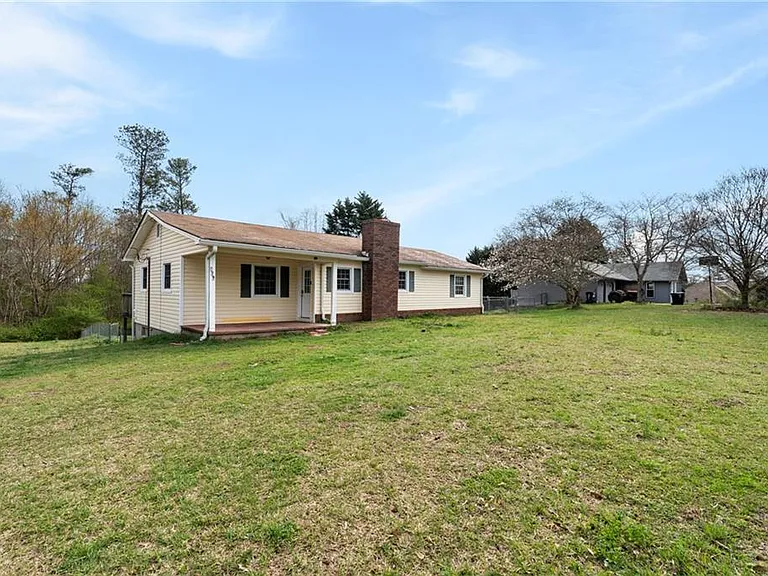 173 Winndale Rd — Photo 17