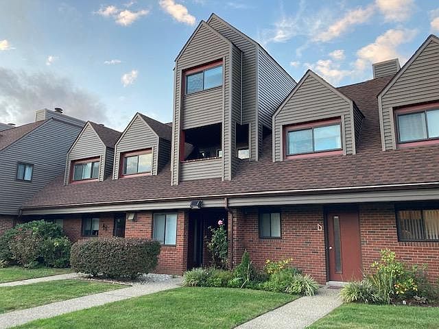 1st image of 72 Montoya Dr