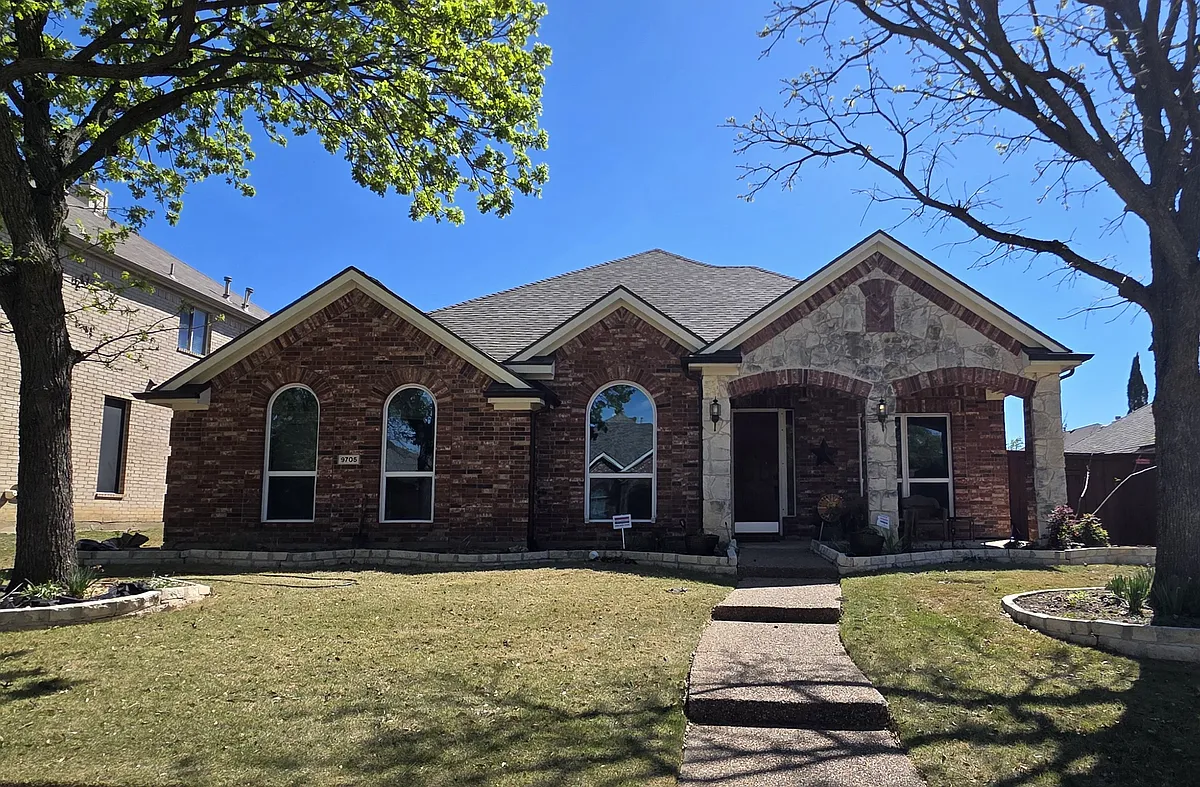 Building Photo - 9705 Dragonfly Dr