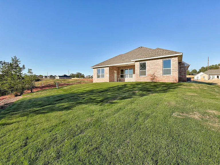 1811 Hollow Crest Ct — Photo 49