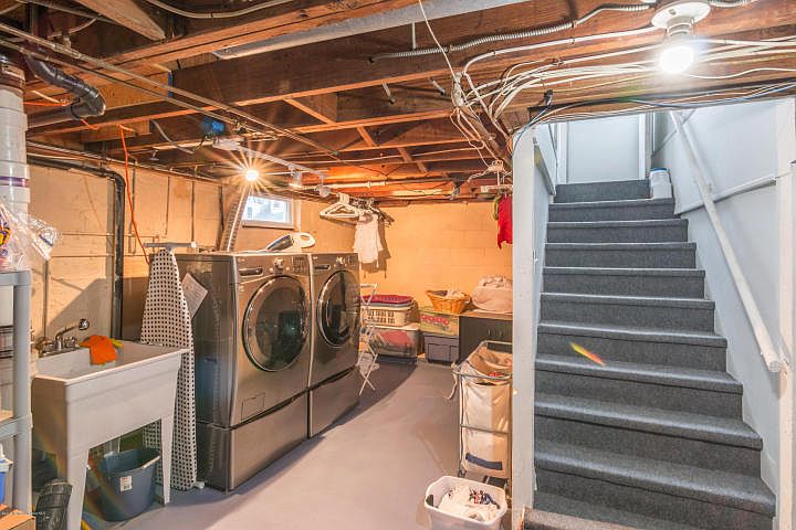 Basement Laundry