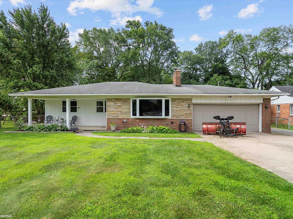 1st image of 36290 Moravian Dr