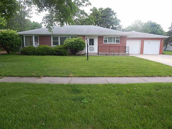 2nd image of 4104 Buckingham Dr