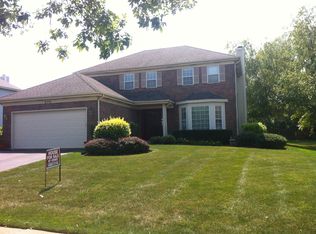 576 Chesterfield Ln, Barrington, IL 60010