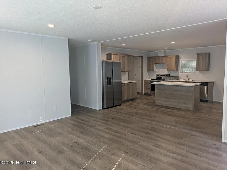 1118 Old Tar Landing Rd #F — Photo 6