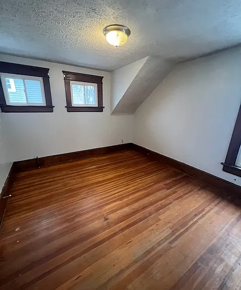 176 Henry St — Photo 11
