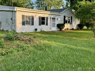 916 Victory Rd, Springfield, OH 45504