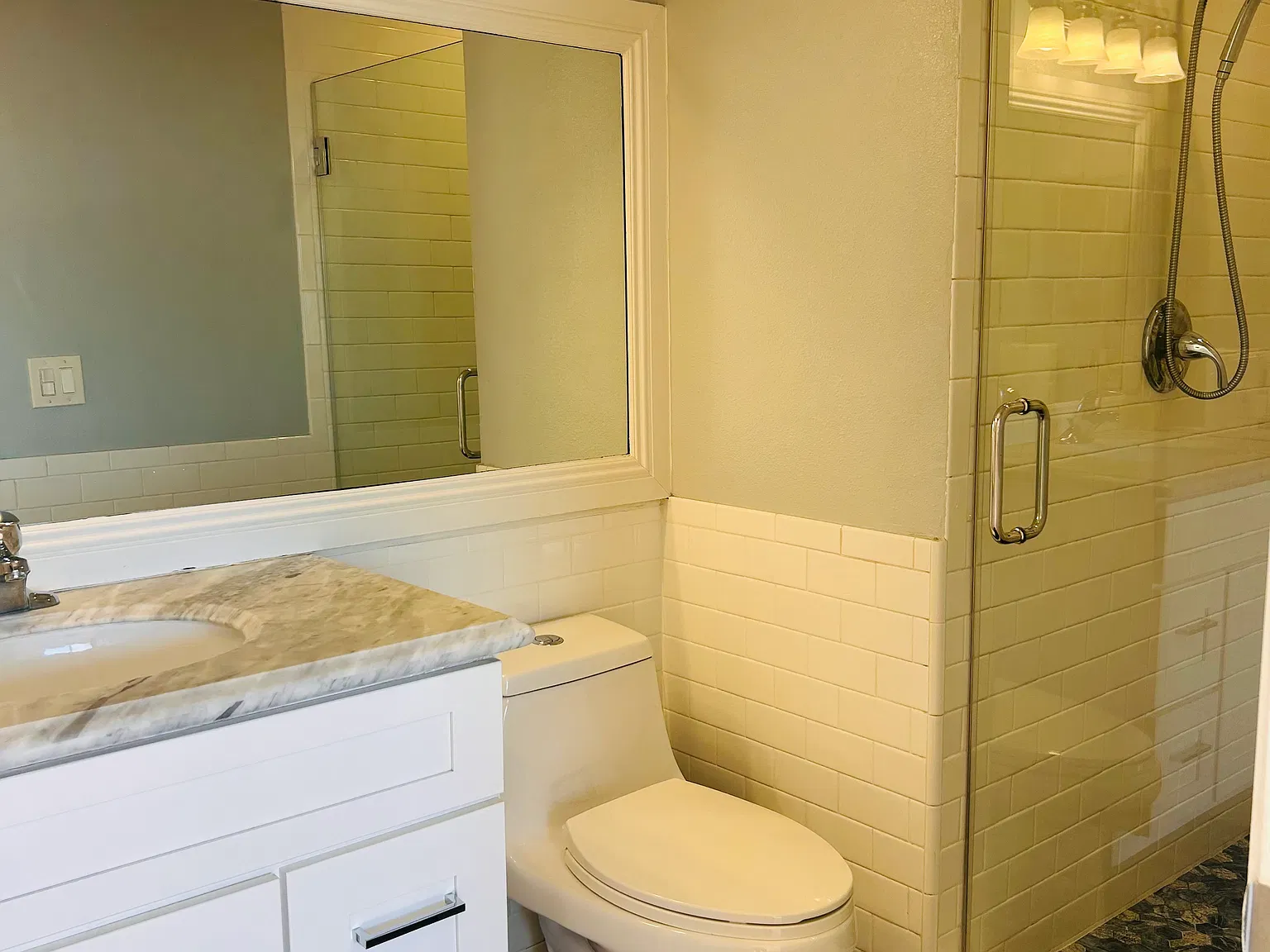 3 bed, 2.5 bath, 1157 sqft, $2,800 — Photo 4