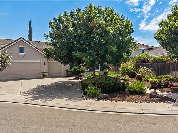 2nd image of 2908 Winged Foot Ct