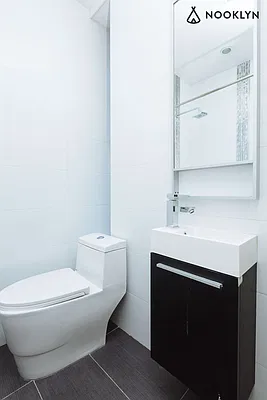 Rented by Nooklyn NYC LLC | media 42