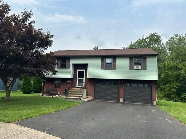 35 Kelly Ann Court, Berlin, CT 06037