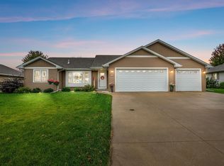 1128 Aster Ln, Winneconne, WI 54986