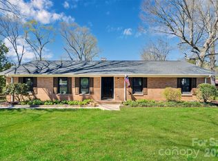 107 Woodlynn Dr, Charlotte, NC 28214