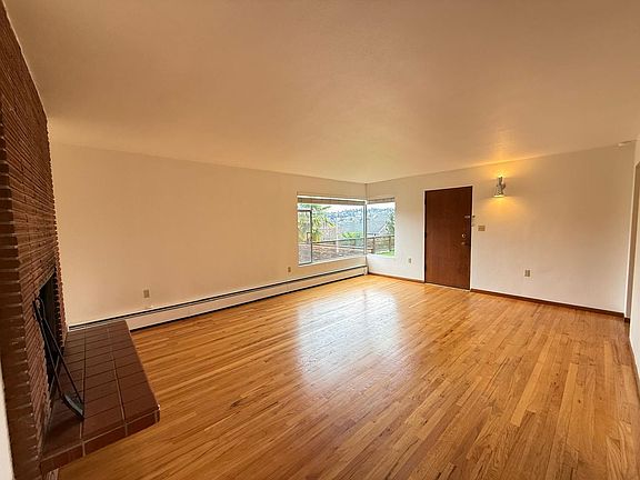 4th image of 1920 N 36th St APT 4