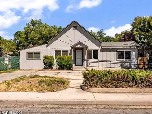 341 S Roop St, Carson City, NV 89701