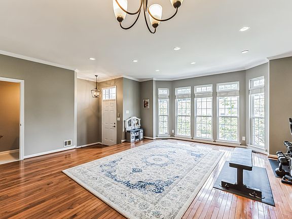 2nd image of 8907 Royal Astor Way