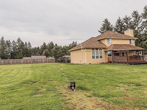 4th image of 18210 32nd Avenue Ct E