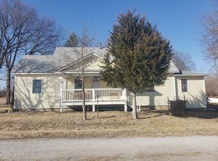 110 E 7th St, Greenwood, NE 68366