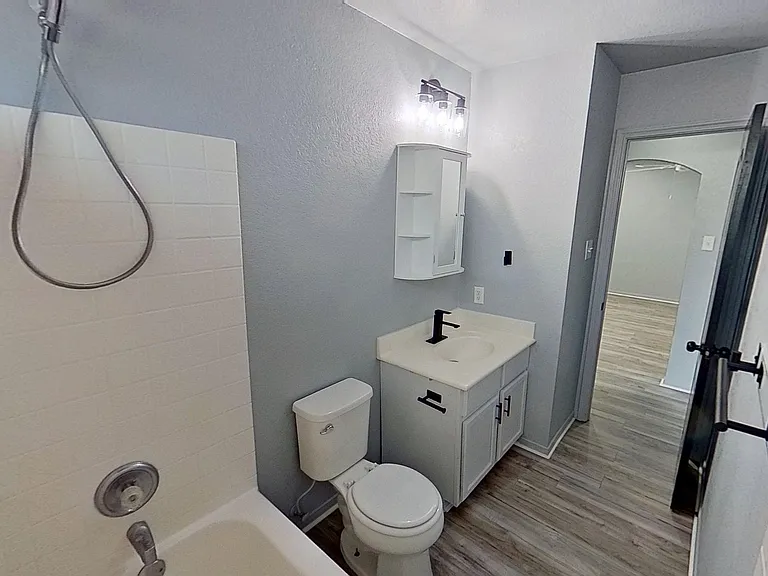 2315 Terrace Dr #D — Photo 12