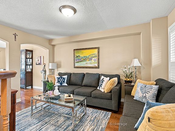 4th image of 1632 Samuelson Cir