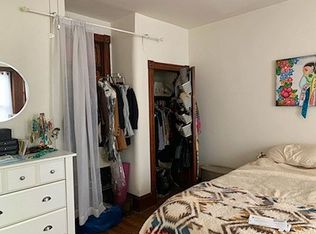 212 8th St SE, Washington, DC 20003