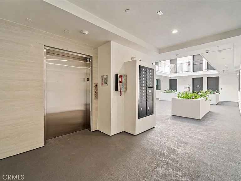 7510 Sepulveda Blvd #204 — Photo 6