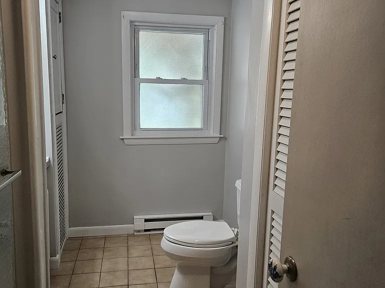 167 W Main St #1 — Photo 13