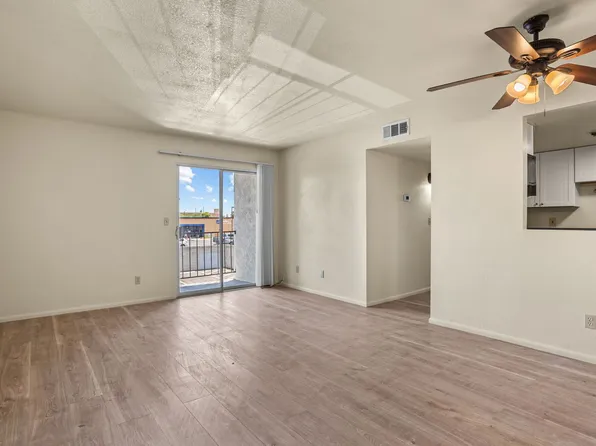 Peppertree Apartments, 3150 E Bellevue St #22, Tucson, AZ 85716