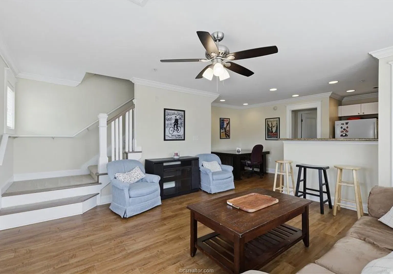 1725 Harvey Mitchell Parkway S Unit 1830 — Photo 4