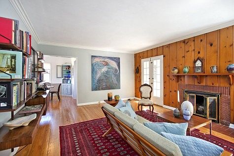 3rd image of 141 Anita Dr