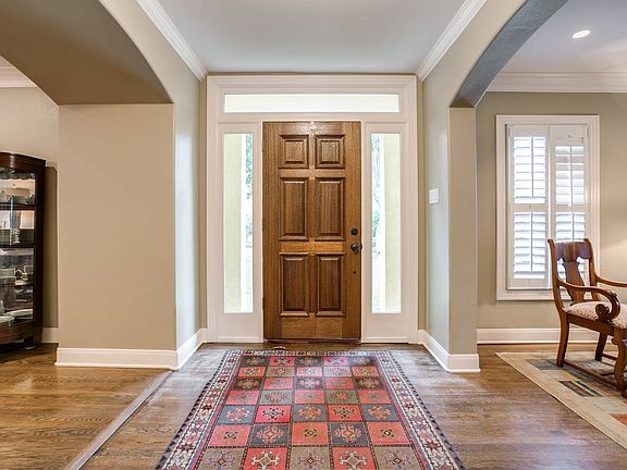 4th image of 131 Ivy Ln