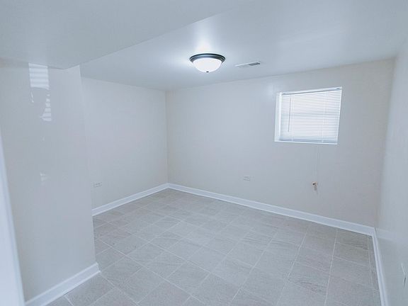 5th image of 2252 N Laramie Ave