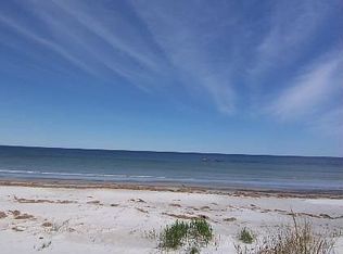 20 Bayberry Ln, Gloucester, MA 01930