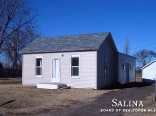 E 1st St, New Cambria, KS 67470