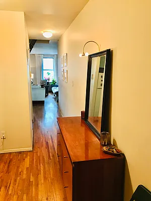 Rented by Creed Realty Group | media 16