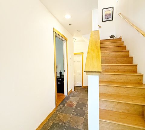 5th image of 713 Madison Ave #1