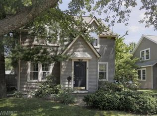 744 Fairview Ave, Kalamazoo, MI 49008